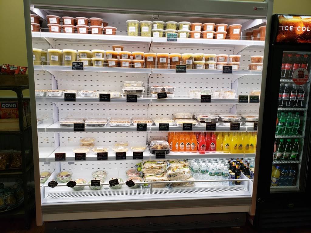 Andes Gourmet Deli | restaurant | 148 Amity Rd, New Haven, CT 06515, USA | 4752099385 OR +1 475-209-9385