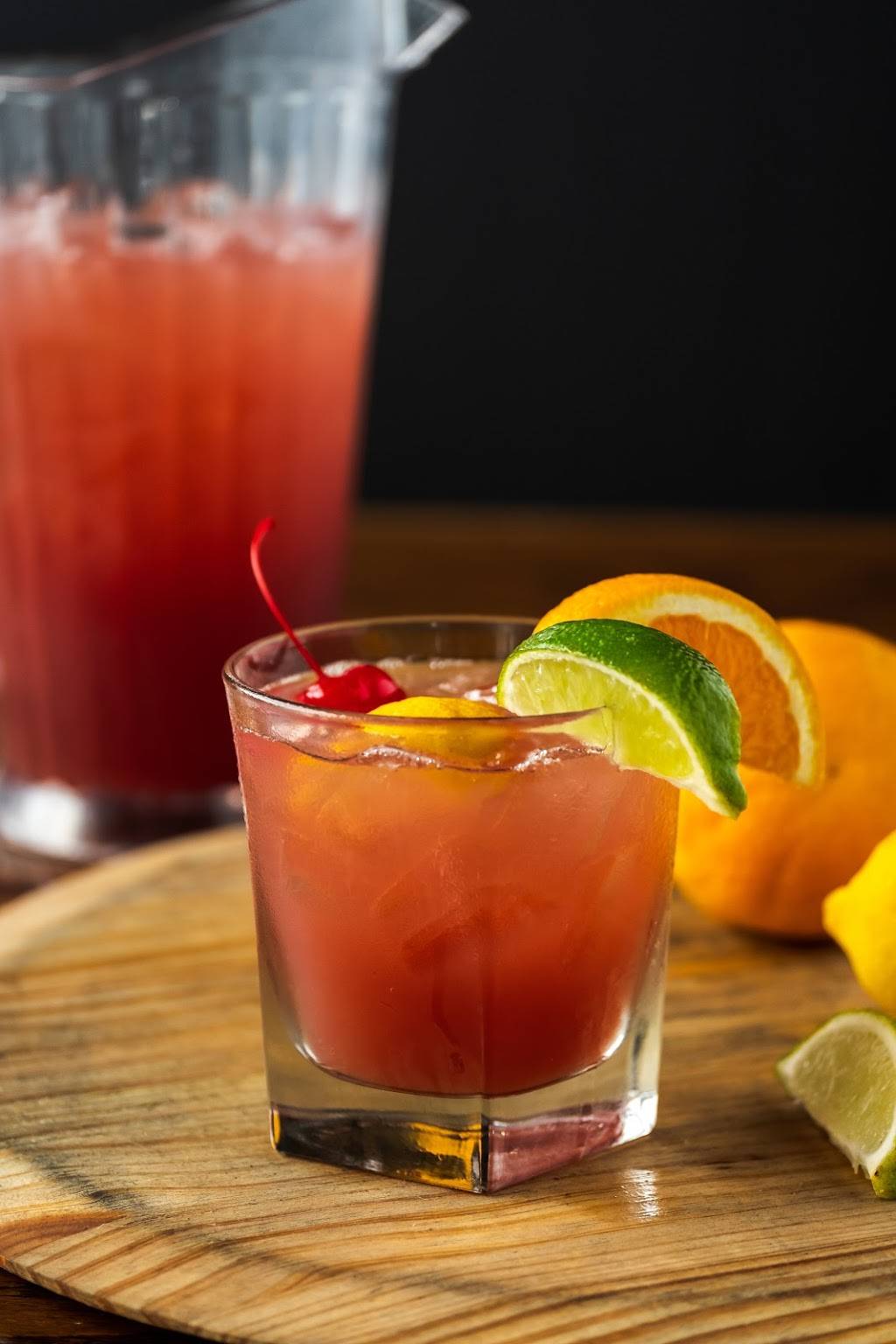 Whiskey Kitchen | restaurant | 118 12th Ave S, Nashville, TN 37203, USA | 6152543029 OR +1 615-254-3029