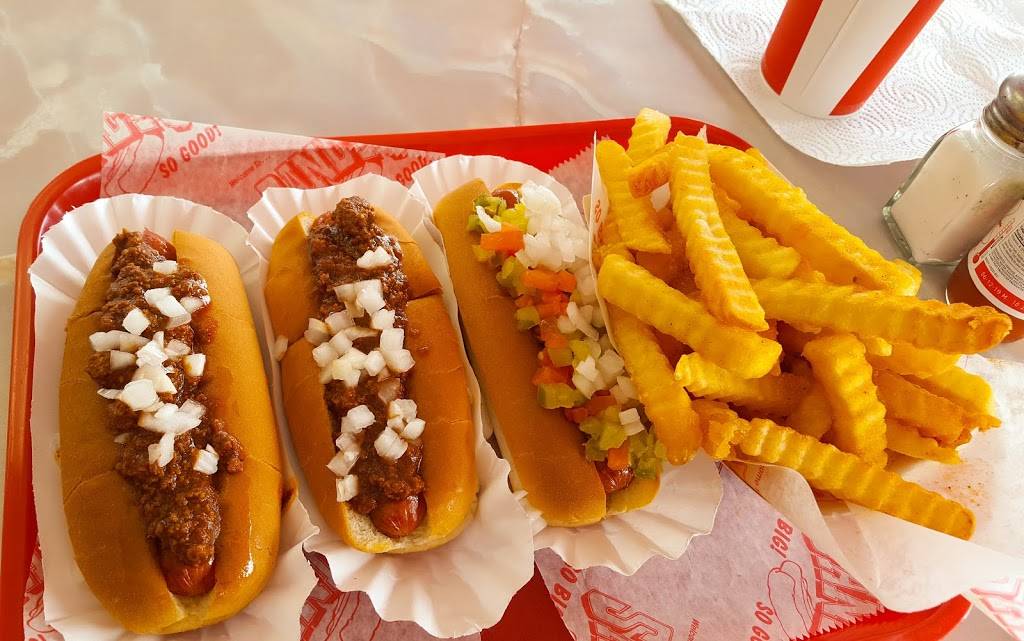 Sandys Famous Hot Dogs | restaurant | 1935 Broad River Rd, Columbia, SC 29210, USA | 8037721020 OR +1 803-772-1020