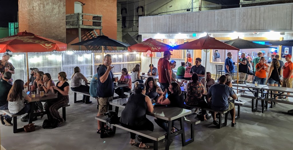 Hop Garden | restaurant | 121 N Capitol Ave, Mt Sterling, IL 62353, USA | 2177739096 OR +1 217-773-9096