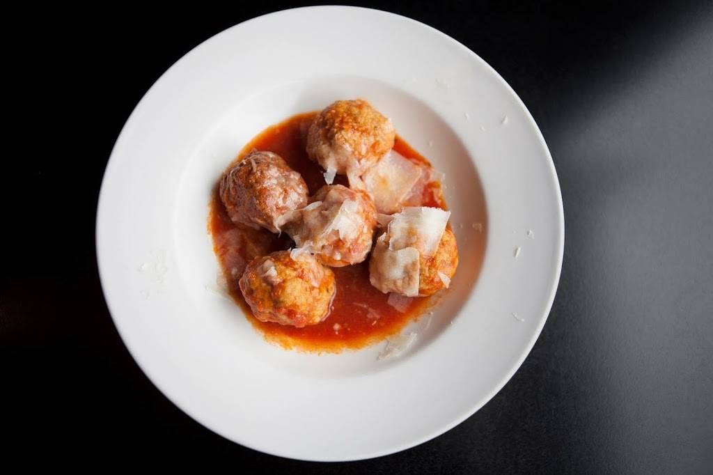 715 Restaurant | restaurant | 715 Massachusetts St, Lawrence, KS 66044, USA | 7858567150 OR +1 785-856-7150