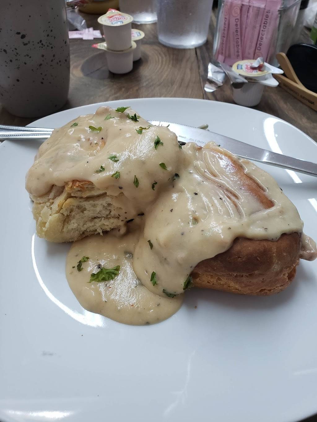 Texas Toast Breakfast & Burgers | restaurant | 3307 S Zarzamora St, San Antonio, TX 78225, USA | 2102124855 OR +1 210-212-4855