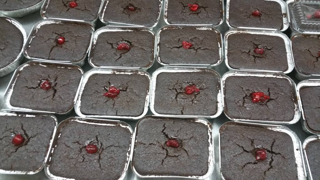 Central Caribbean Bakery | restaurant | 1322 E Gun Hill Rd, Bronx, NY 10469, USA | 3472753533 OR +1 347-275-3533