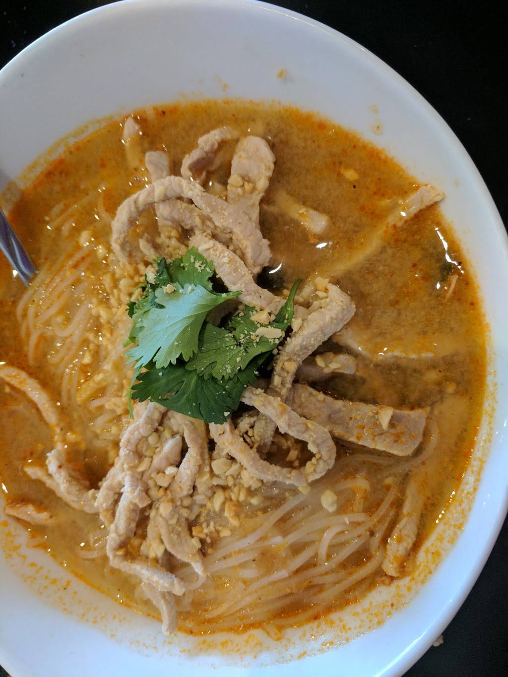 Eim Thai | restaurant | 1466 Garden of the Gods Rd #148, Colorado Springs, CO 80907, USA | 7195980980 OR +1 719-598-0980