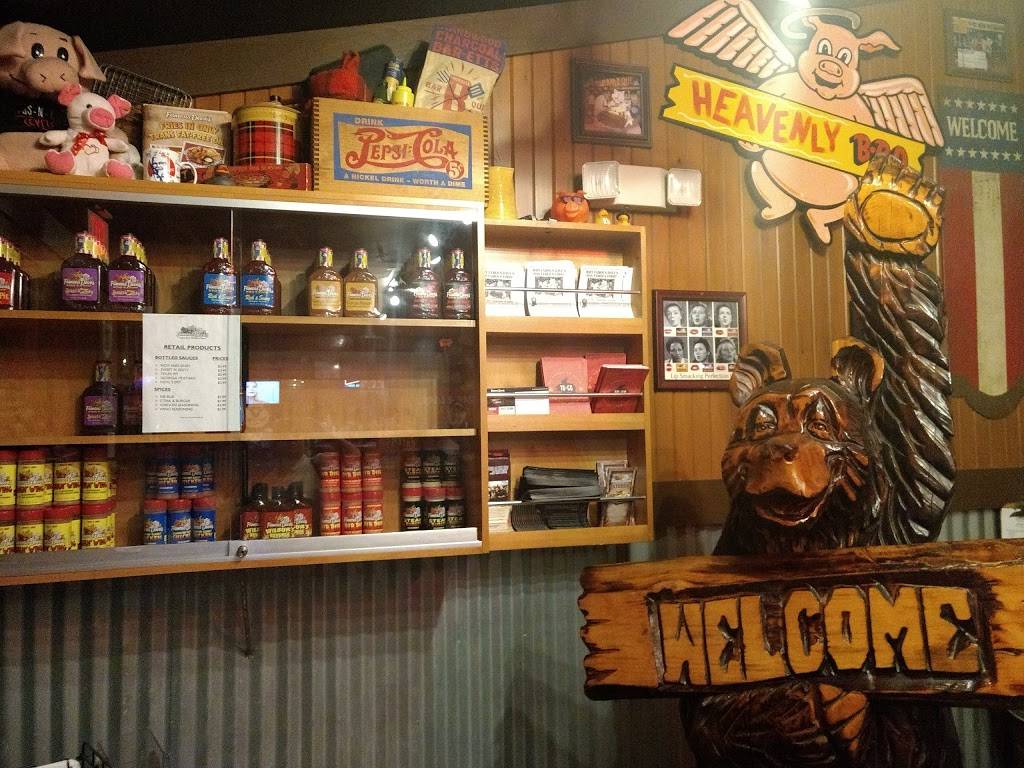 Famous Daves Bar-B-Que | restaurant | 12148 S Cleveland Ave, Fort Myers, FL 33907, USA | 2396903283 OR +1 239-690-3283