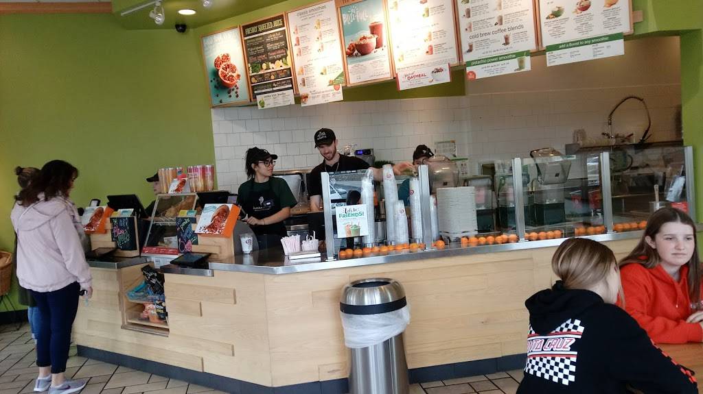 Jamba Juice Santee Trolley Square | restaurant | 9828 Mission Gorge Rd, Santee, CA 92071, USA | 6194482746 OR +1 619-448-2746