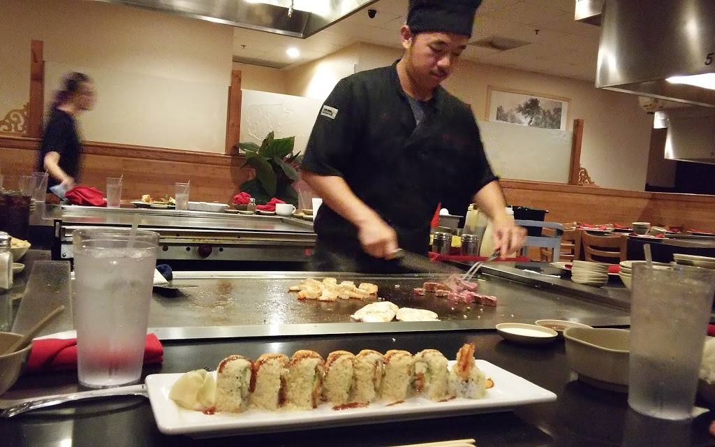 Osaka Sushi and Hibachi | restaurant | 1900 County Rd D E, St Paul, MN 55109, USA | 6517735258 OR +1 651-773-5258