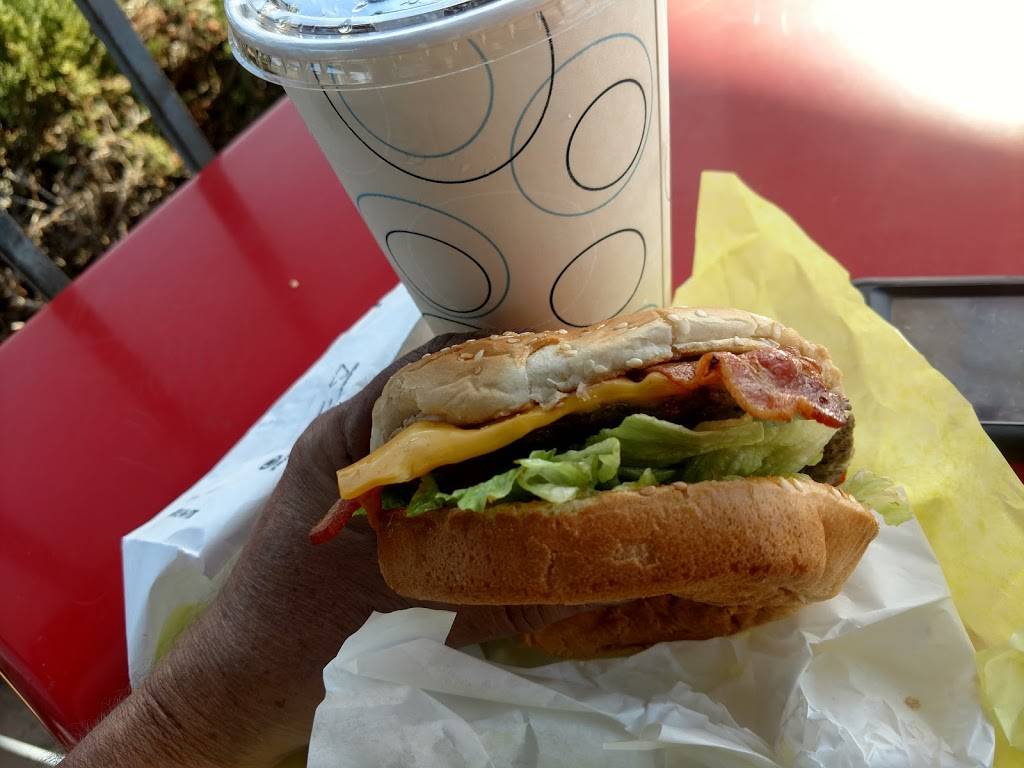 Imperial Burgers | restaurant | 241 E Imperial Hwy, La Habra, CA 90631, USA | 7145251611 OR +1 714-525-1611