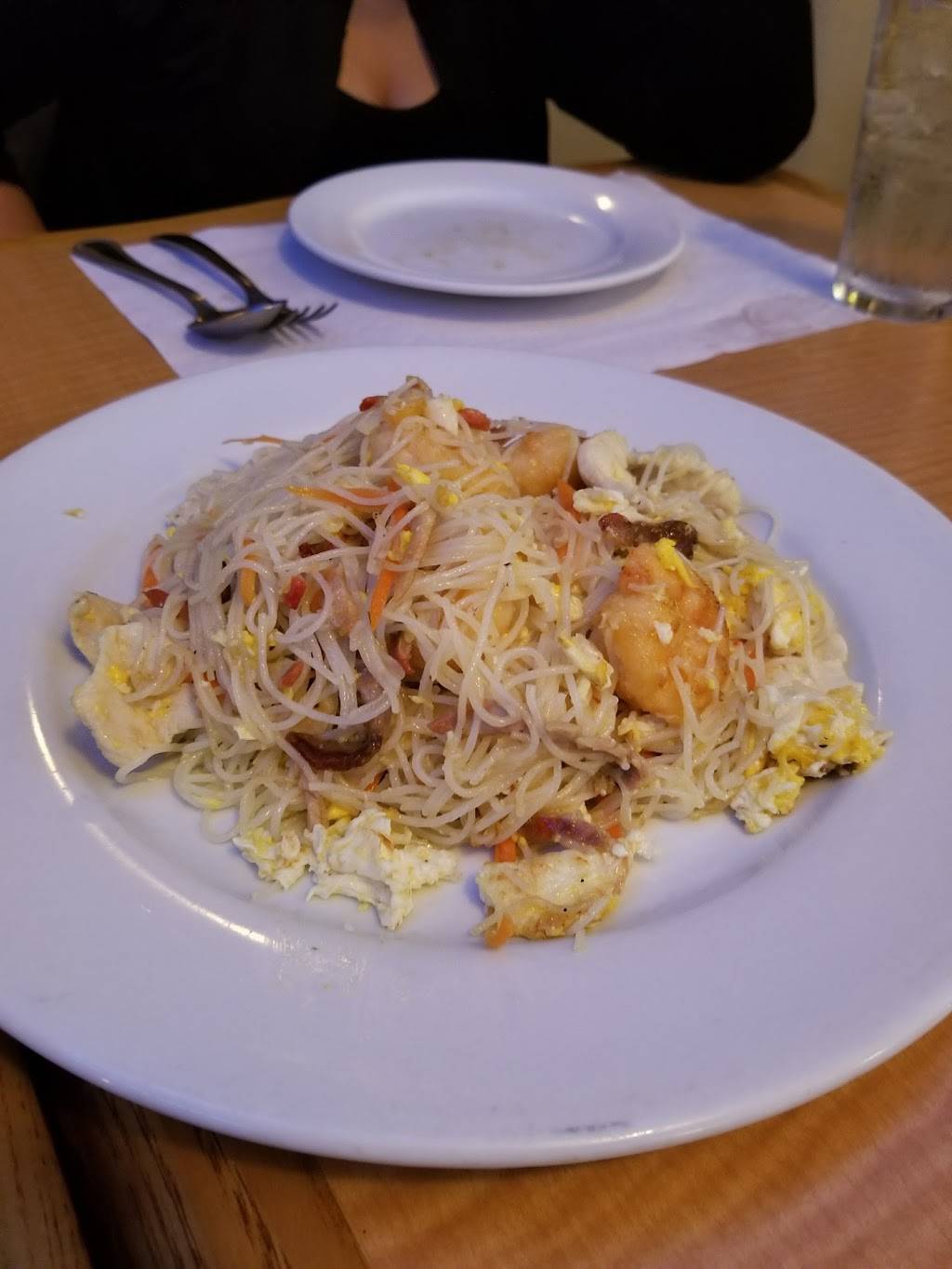 Rice N Roll | restaurant | 19243 N Dale Mabry Hwy, Lutz, FL 33548, USA | 8139496308 OR +1 813-949-6308