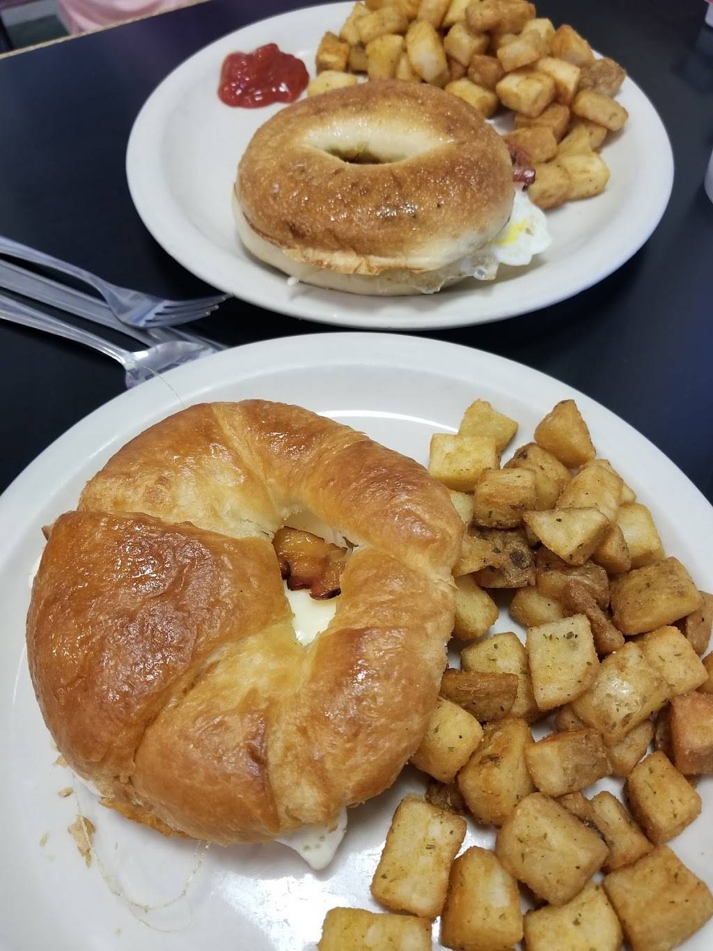 Jos Best Diner | cafe | 1050 Pearl St, Brockton, MA 02301, USA | 5085848334 OR +1 508-584-8334