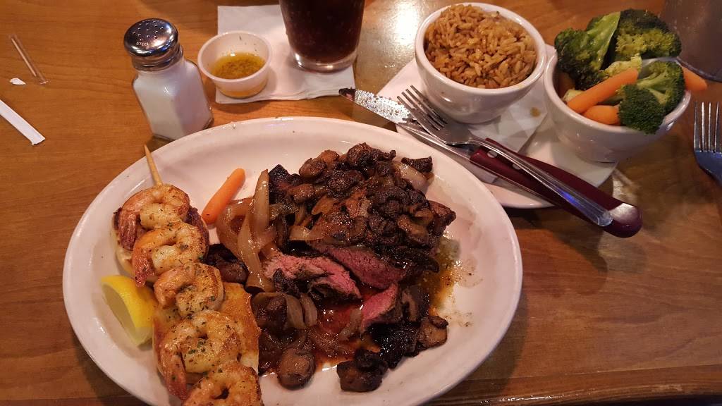 Texas Roadhouse | restaurant | 6301 Apples Way, Lincoln, NE 68516, USA | 4024200155 OR +1 402-420-0155