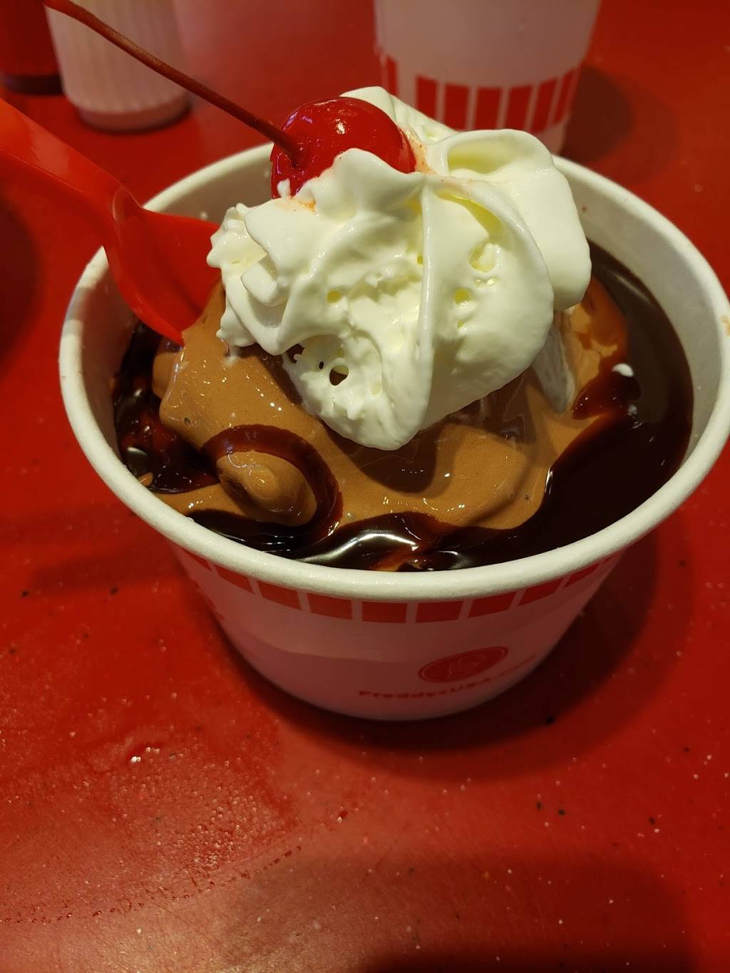 Freddys Frozen Custard & Steakburgers | restaurant | 849 W Poplar Ave, Collierville, TN 38017, USA | 9012217117 OR +1 901-221-7117
