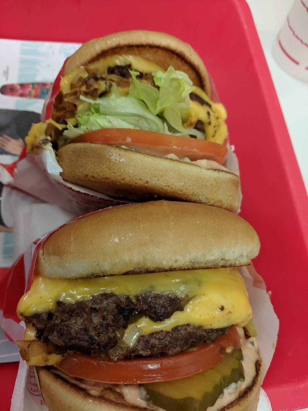 In-N-Out Burger | restaurant | 12890 Gregg Ct, Poway, CA 92064, USA | 8007861000 OR +1 800-786-1000