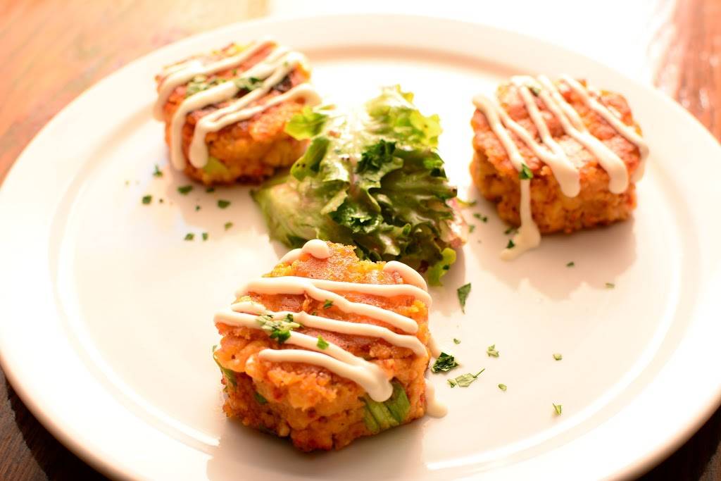 The Barn | restaurant | 1015 Sappington Rd, St. Louis, MO 63126, USA | 3149668387 OR +1 314-966-8387