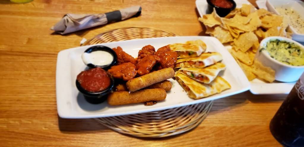 Applebees Grill + Bar | restaurant | 448 Evergreen Ct, Central Valley, NY 10917, USA | 8459281817 OR +1 845-928-1817
