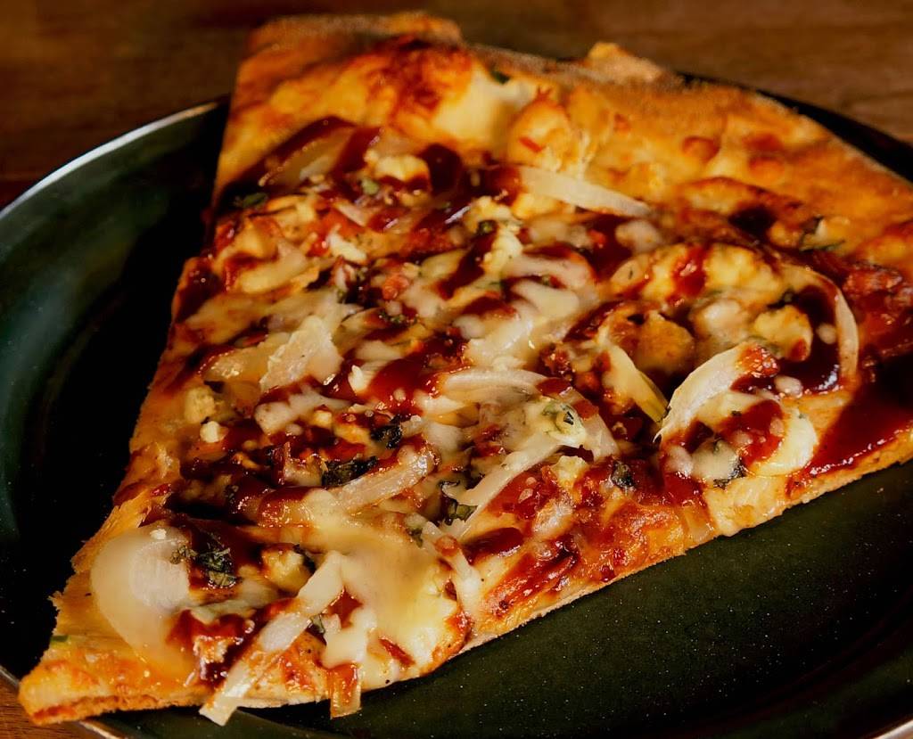 The Plum Tomato, Salem, CT | meal takeaway | 1 New London Rd, Salem, CT 06420, USA | 8608925295 OR +1 860-892-5295