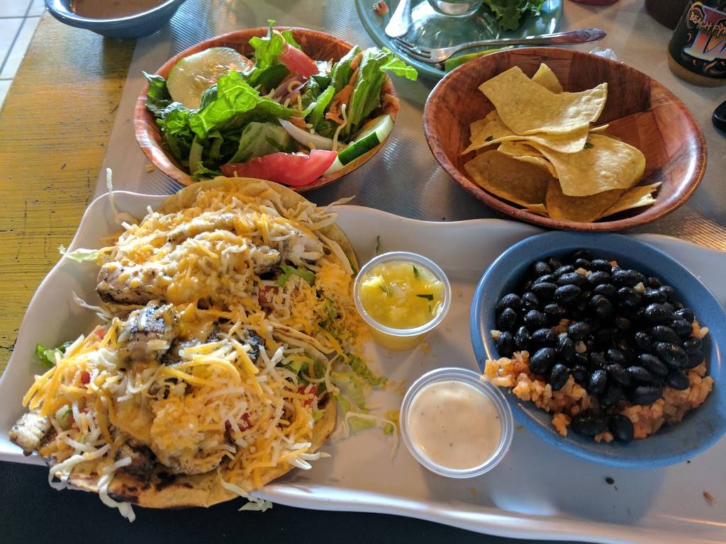 Beach Fire Beach Bar & Grille | restaurant | 608 Mandalay Ave, Clearwater Beach, FL 33767, USA | 7274085200 OR +1 727-408-5200