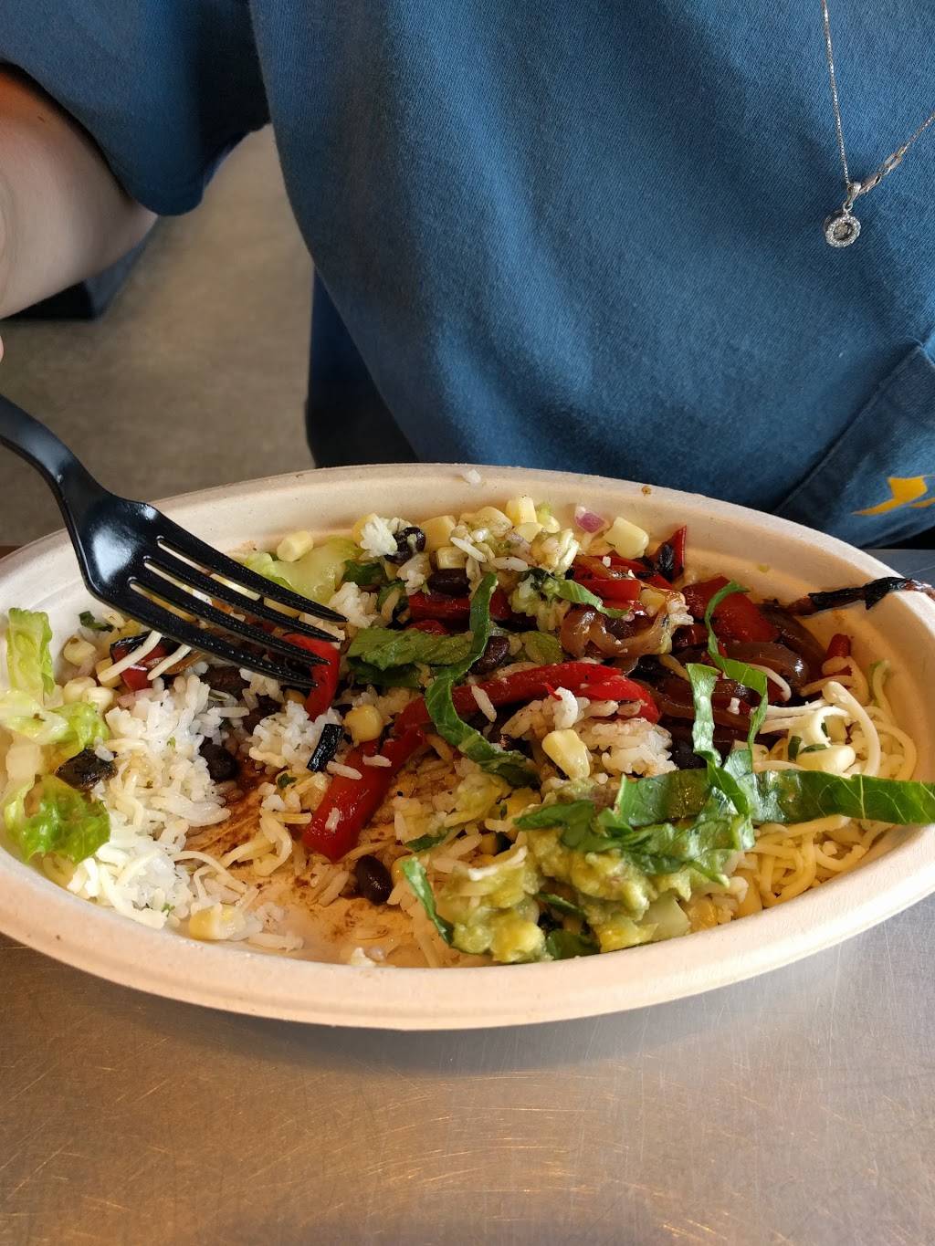 Chipotle Mexican Grill | restaurant | 2075 Cliff Rd, Eagan, MN 55122, USA | 9523038884 OR +1 952-303-8884