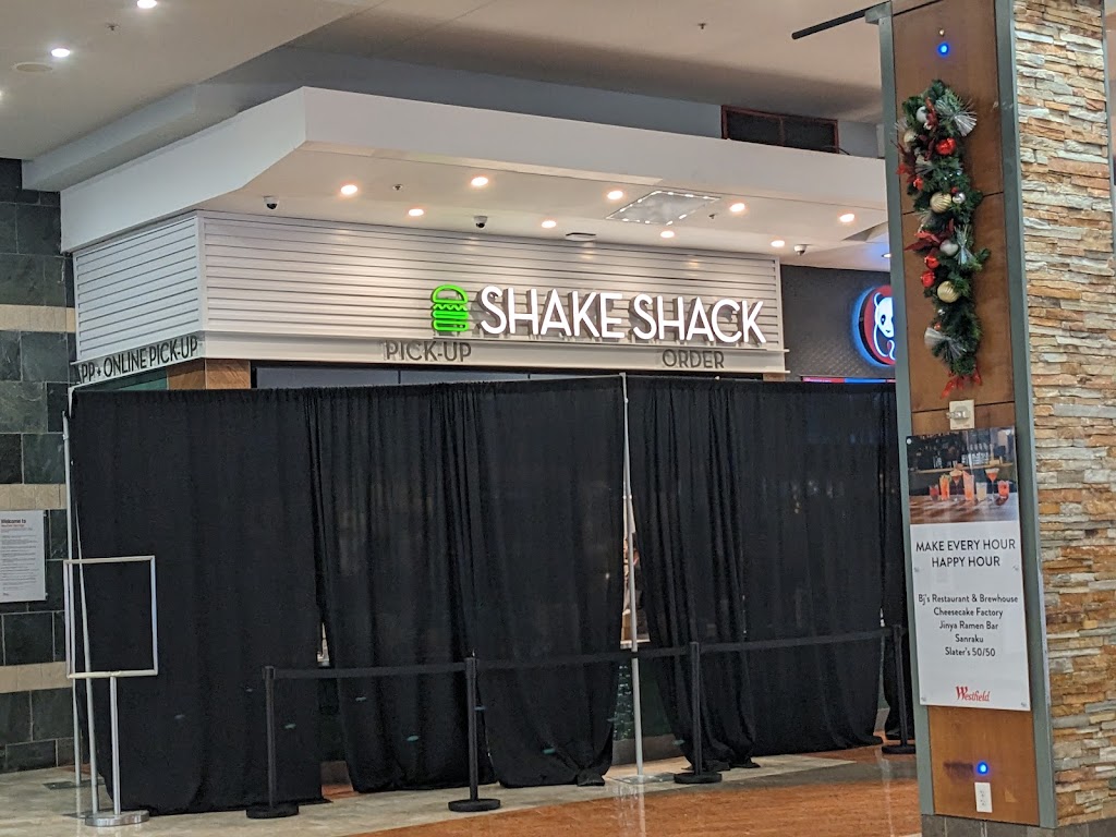 Shake Shack Westfield Oakridge | restaurant | 925 Blossom Hill Rd, San Jose, CA 95123, USA | 4243776226 OR +1 424-377-6226
