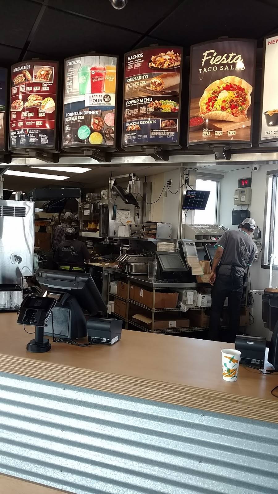 Taco Bell | meal takeaway | 5751 W Fond Du Lac Ave, Milwaukee, WI 53216, USA | 4148758562 OR +1 414-875-8562