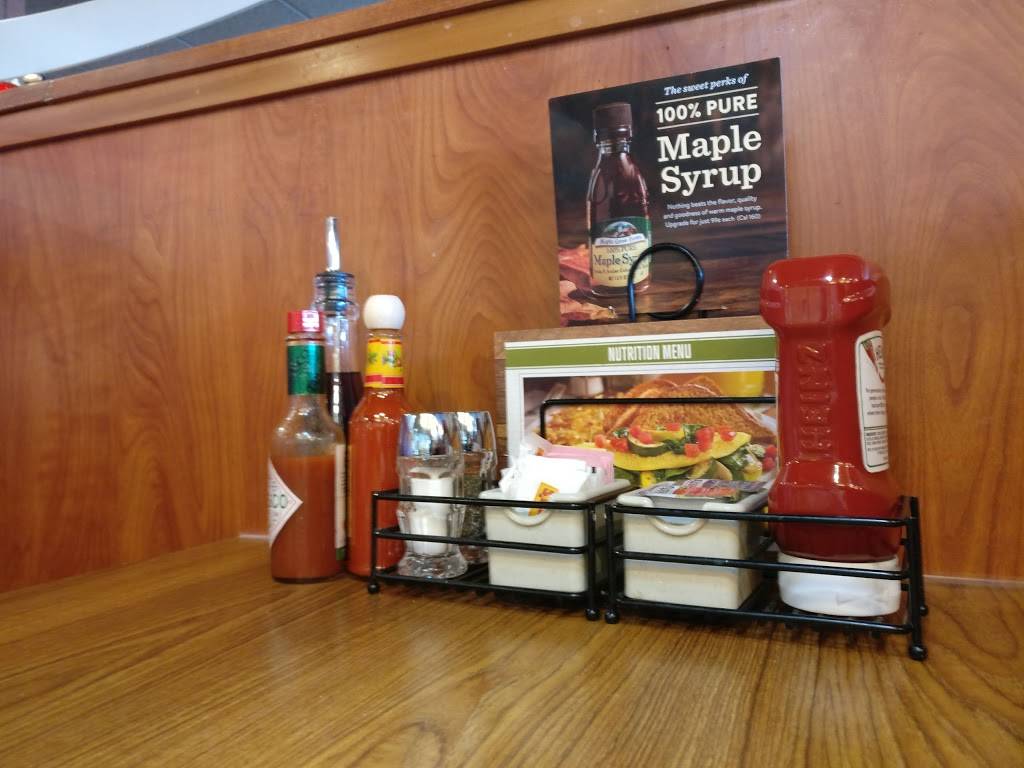 Dennys | restaurant | 1390 S 1st St, San Jose, CA 95110, USA | 4082926217 OR +1 408-292-6217