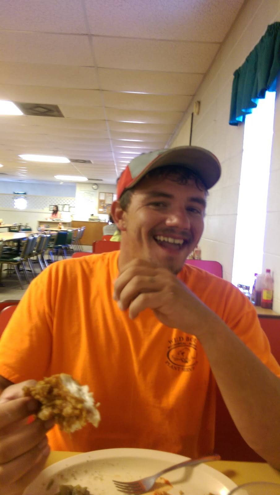 Cloverleaf Restaurant | restaurant | 425 Central Dr, East Dublin, GA 31027, USA | 4782752080 OR +1 478-275-2080