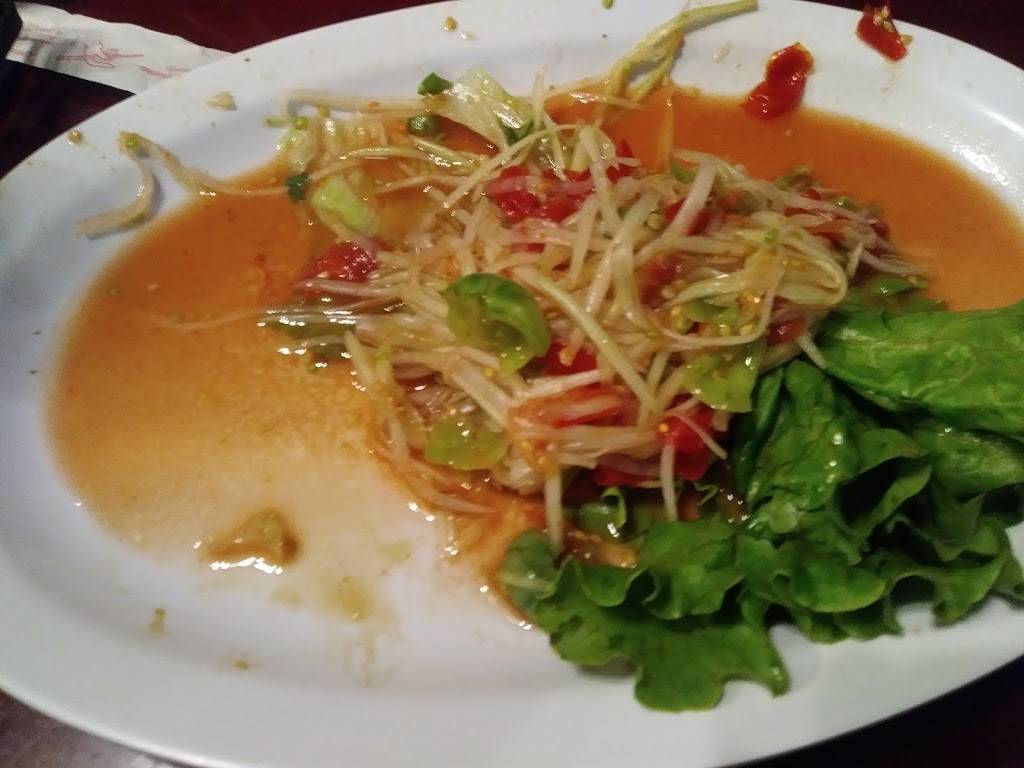 Thai Hut Restaurant & Oriental Market | restaurant | 202 W Mountain St, Kings Mountain, NC 28086, USA | 7047504708 OR +1 704-750-4708