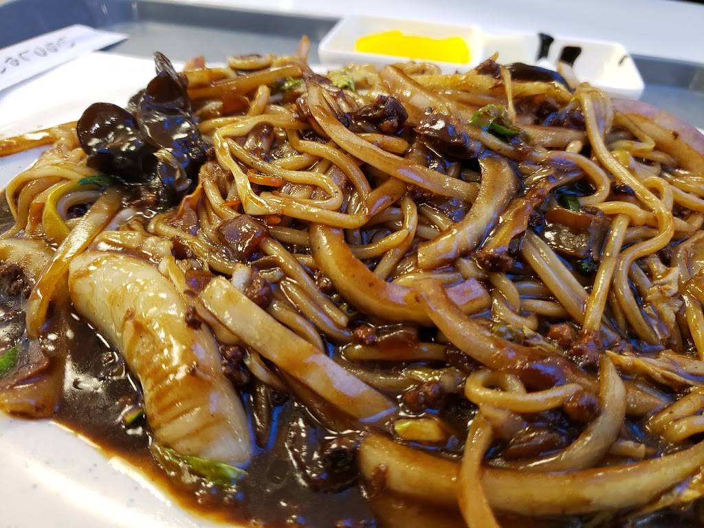 타오타오 TaoTao Restaurant | restaurant | 253-7181 Yonge St, Thornhill, ON L3T 0C7, Canada | 9055978050 OR +1 905-597-8050