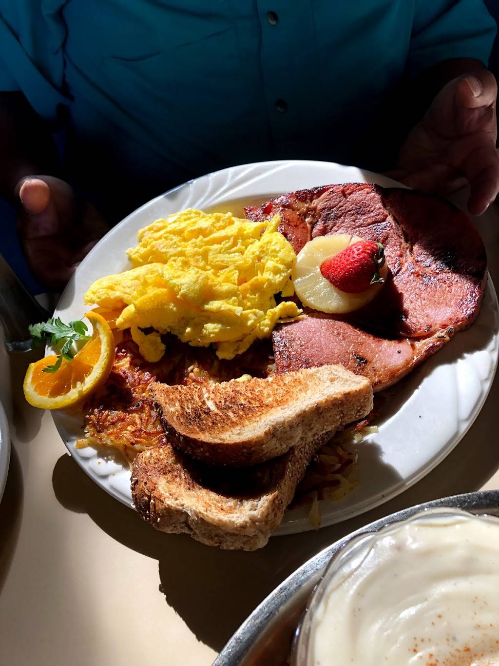 Pegs Glorified Ham N Eggs | restaurant | 196 Lemmon Dr, Reno, NV 89506, USA | 7756772500 OR +1 775-677-2500