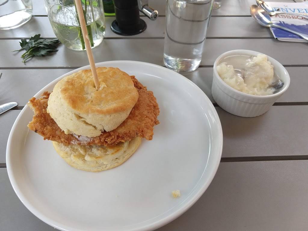 grind kitchen + watering hole | restaurant | 300 Fillmore St, Denver, CO 80206, USA | 7207494158 OR +1 720-749-4158