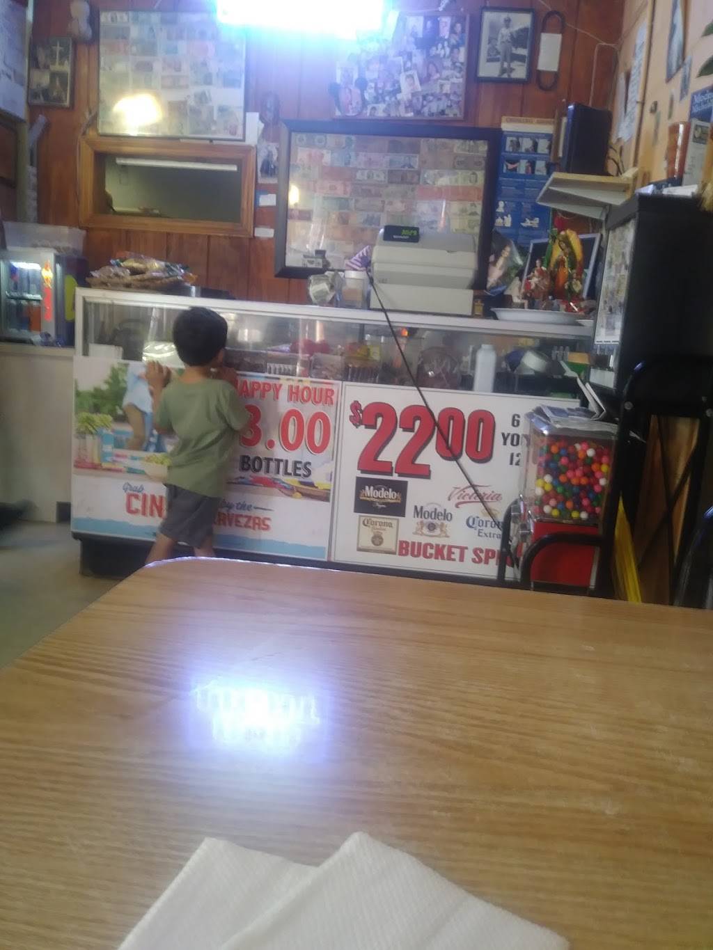 El Michoacano Mexican Restaurant | restaurant | 2701 E Hwy 71, Del Valle, TX 78617, USA | 5123893244 OR +1 512-389-3244