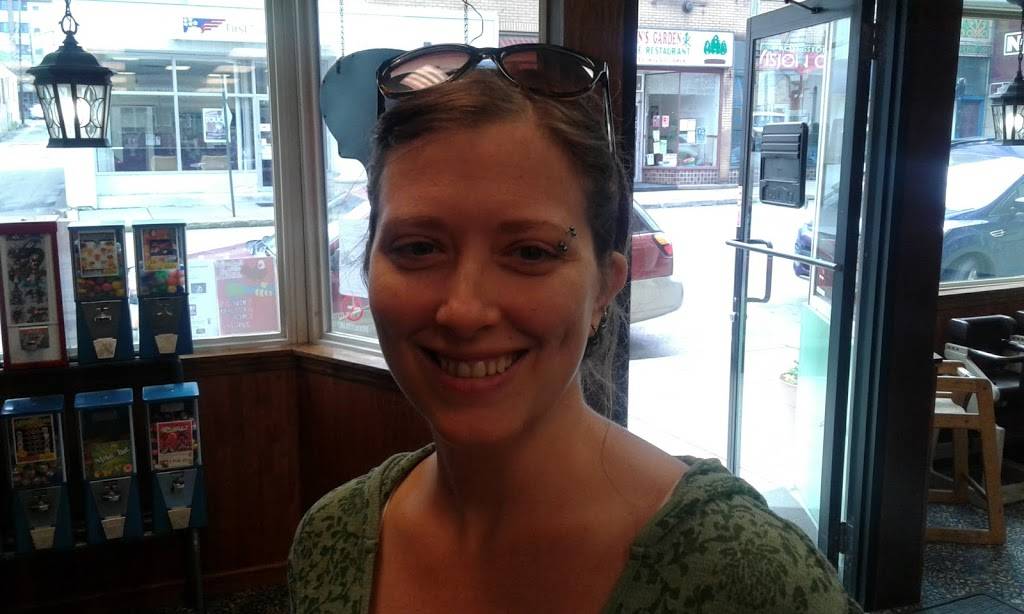 Famoores Family Restaurant | restaurant | 18 E 1st St, Oil City, PA 16301, USA | 8146764789 OR +1 814-676-4789