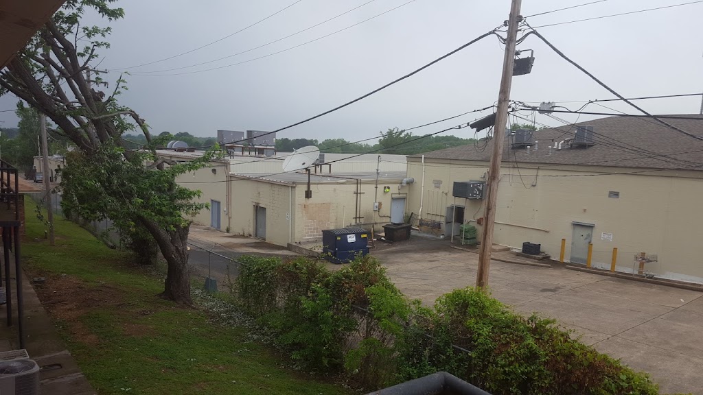 Chicken King | restaurant | 5213 W 65th St, Little Rock, AR 72209, USA | 5015625573 OR +1 501-562-5573