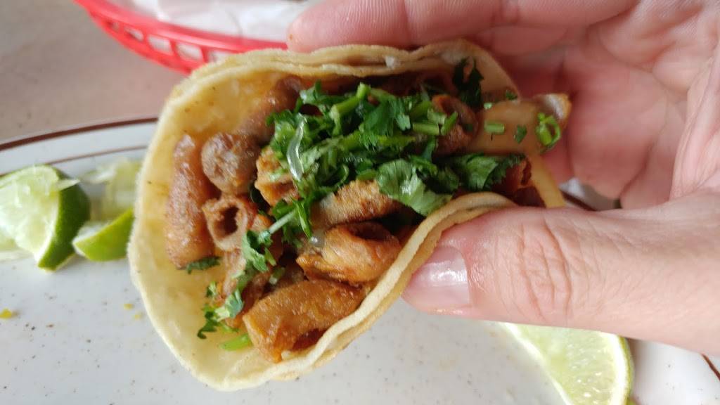 Tacos El Matador | restaurant | 1230 Merriam Ln, Kansas City, KS 66103, USA | 9136779065 OR +1 913-677-9065