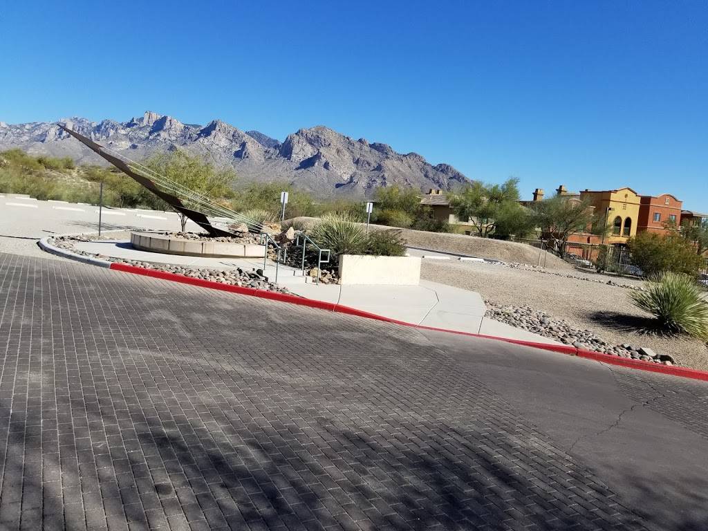 Noble Hops | restaurant | 1335 W Lambert Ln, Oro Valley, AZ 85737, USA | 5207974677 OR +1 520-797-4677