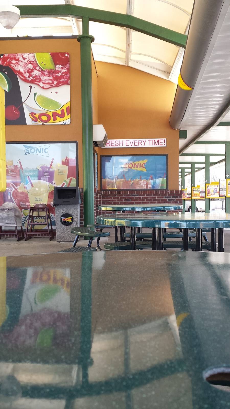 Sonic Drive-In | restaurant | 1427 Bypass 72 Northeast, Greenwood, SC 29649, USA | 8642235505 OR +1 864-223-5505