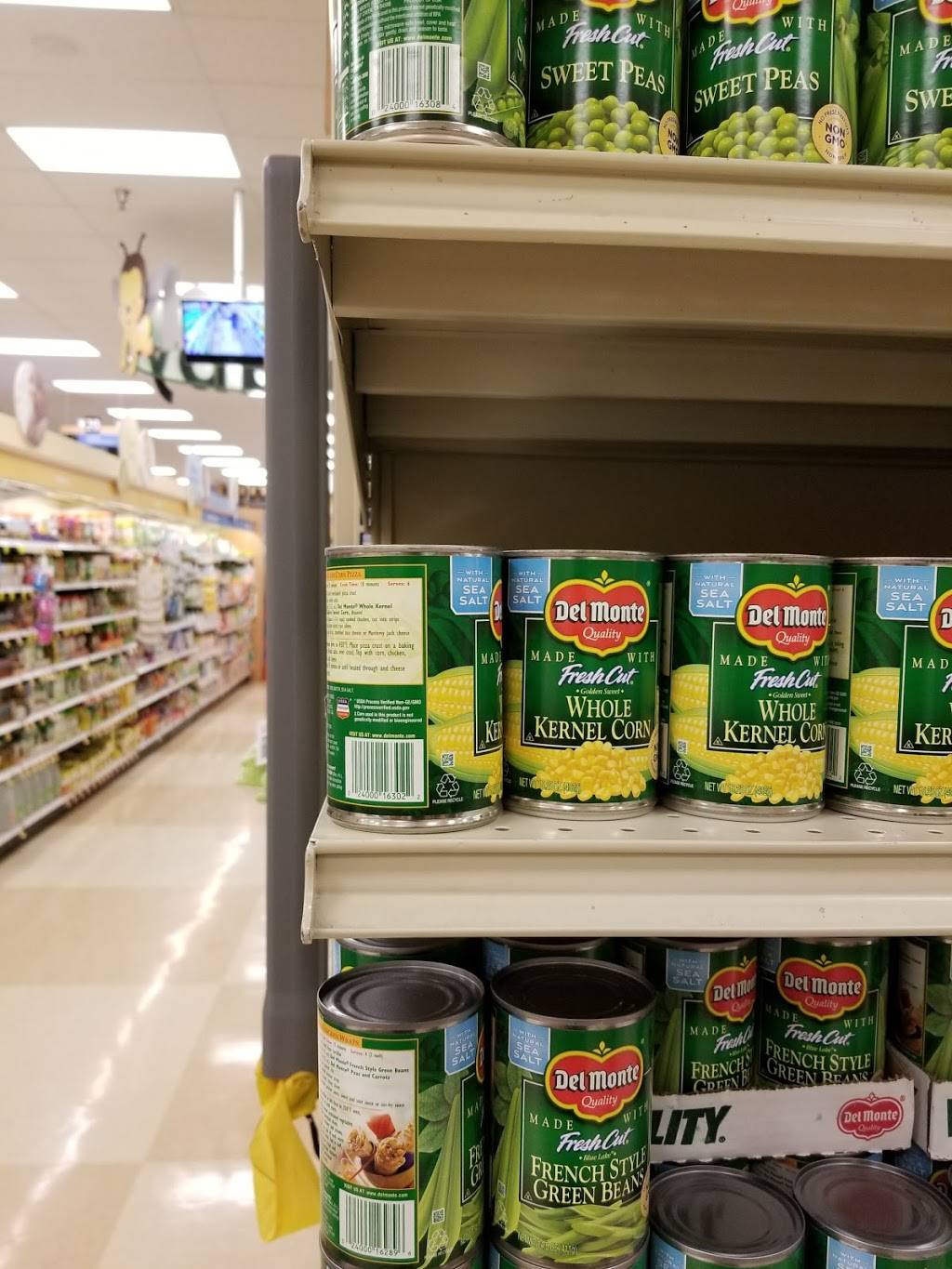 Applewood Village | shopping mall | 3400 Youngfield St, Wheat Ridge, CO 80033, USA | 3033005300 OR +1 303-300-5300