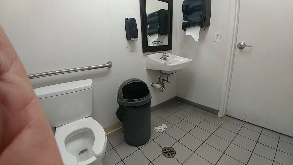 Dunkin | bakery | 142 Russell St, Hadley, MA 01035, USA | 4135840871 OR +1 413-584-0871