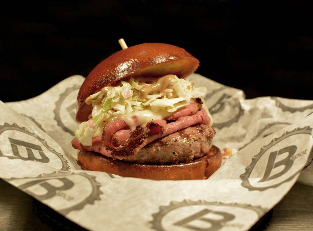 B Spot Burgers - Eton | restaurant | 28699 Chagrin Blvd, Woodmere, OH 44122, USA | 2162925567 OR +1 216-292-5567