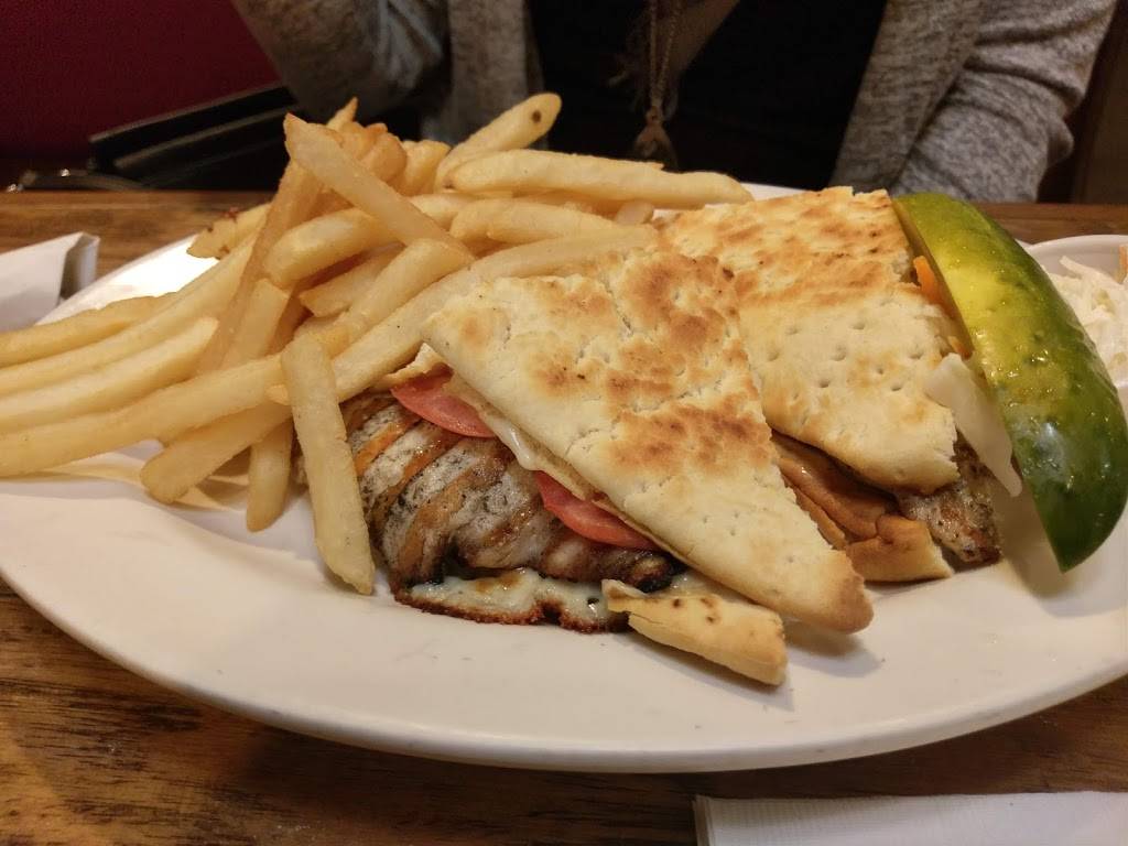 Bolton Street Tavern | restaurant | 587 Bolton St, Marlborough, MA 01752, USA | 5084854416 OR +1 508-485-4416