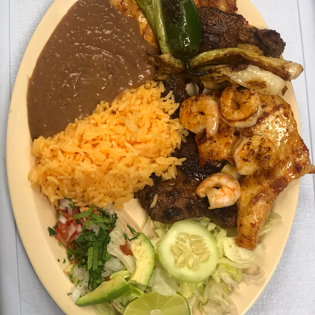 Comida.chapin.com | restaurant | 2140 S Garnett Rd, Tulsa, OK 74129, USA | 9189460738 OR +1 918-946-0738