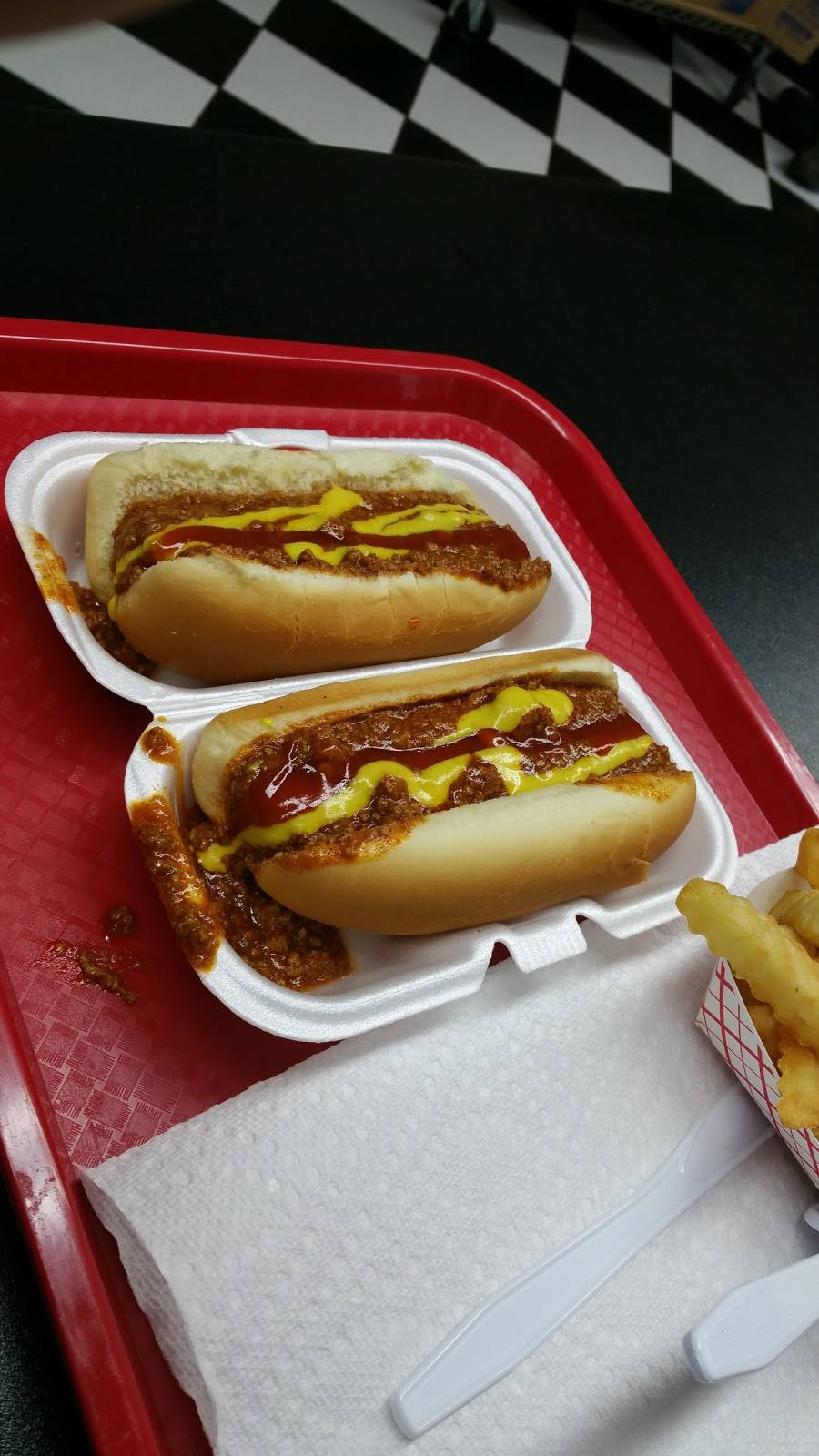 Cooks Hotdogs | restaurant | 5837 Nancy Ave, Columbus, GA 31909, USA | 7065639212 OR +1 706-563-9212