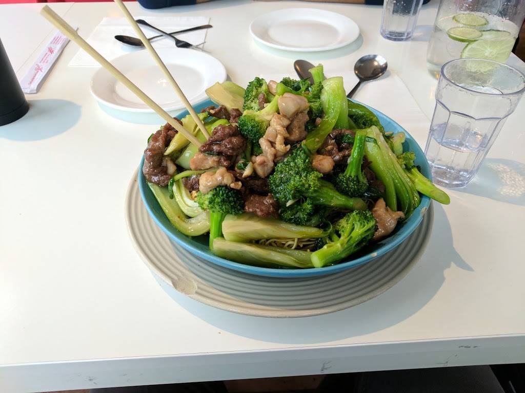 Mr. Gao | restaurant | 1561 Main St W, Hamilton, ON L8S 1E6, Canada | 2893091363 OR +1 289-309-1363