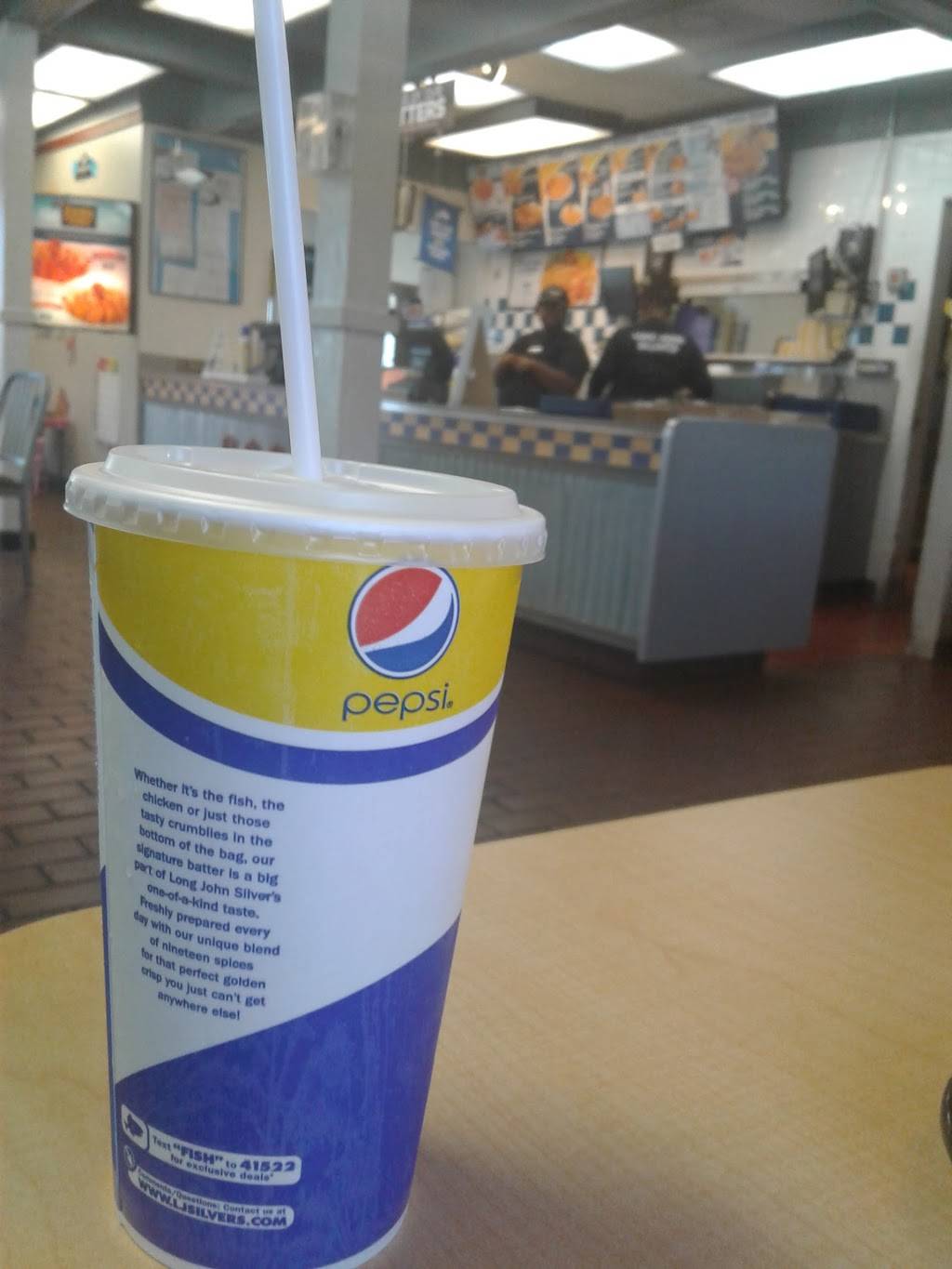 Long John Silvers | restaurant | 1919 N Highland Ave, Jackson, TN 38305, USA | 7314223210 OR +1 731-422-3210