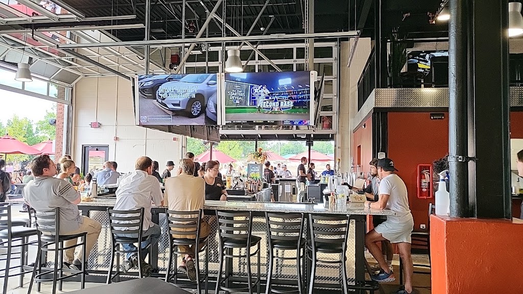 Beachwood Truck Park | restaurant | 24619 Chagrin Blvd, Beachwood, OH 44122, USA | 2163641067 OR +1 216-364-1067