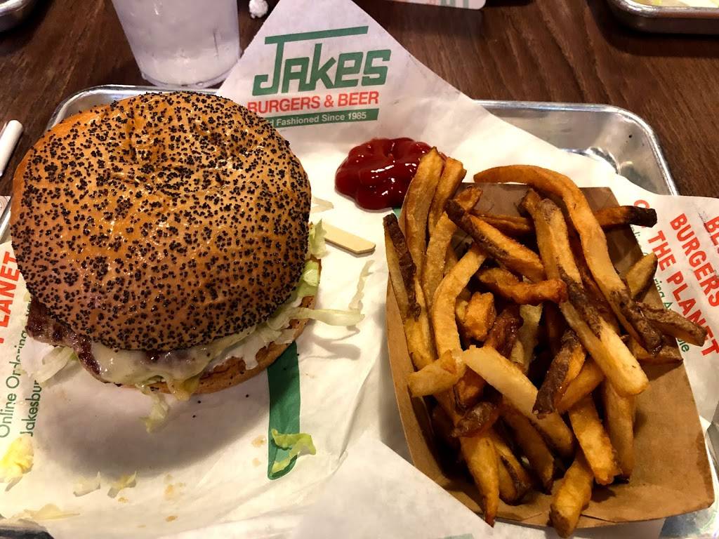Jakes Burgers and Beer | restaurant | 515 Main St, Fort Worth, TX 76102, USA | 8173325253 OR +1 817-332-5253