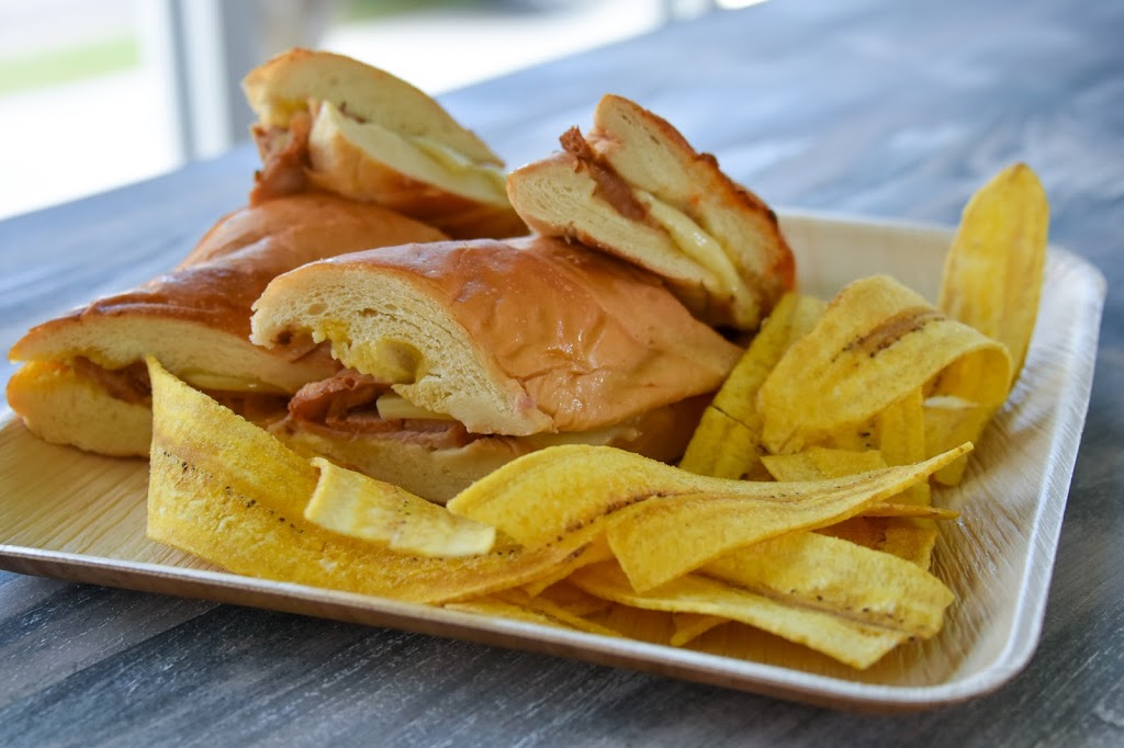 Cissys Scenic 98 Cafe | restaurant | 100 Matthew Blvd #1, Destin, FL 32541, USA | 8504241688 OR +1 850-424-1688