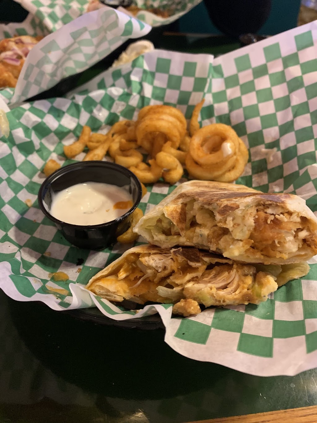 Finnegan’s Grille and Bar | restaurant | 1825 Tamiami Trail, Port Charlotte, FL 33948, USA | 9417669886 OR +1 941-766-9886