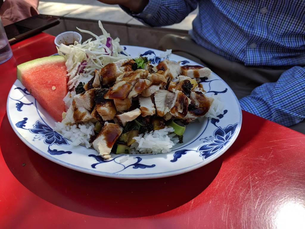 Village Hut | restaurant | 7647 SW Capitol Hwy, Portland, OR 97219, USA | 5037683975 OR +1 503-768-3975