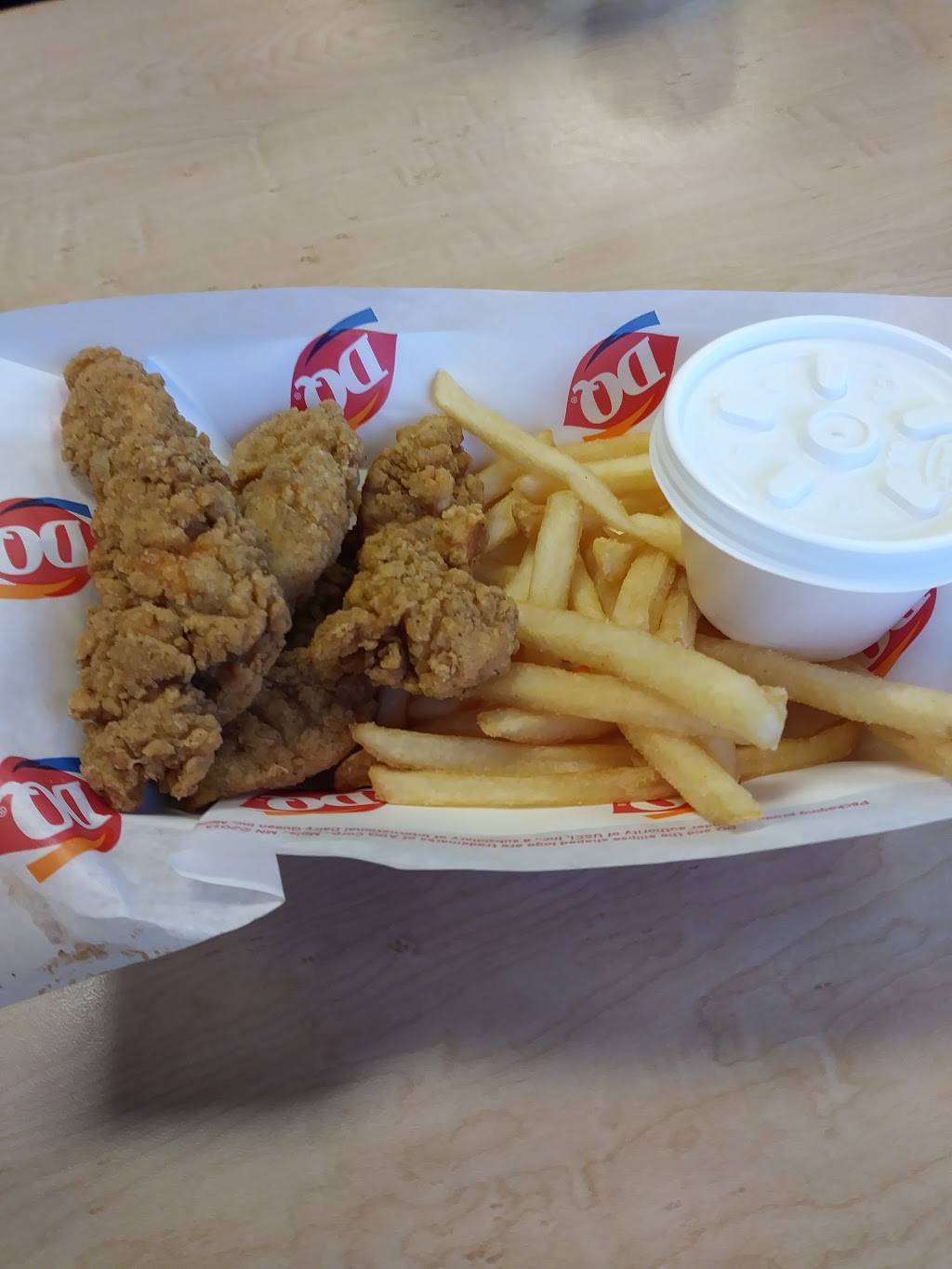 Dairy Queen Grill & Chill | restaurant | 1742 Wabash Ave, Springfield, IL 62704, USA | 2175470900 OR +1 217-547-0900